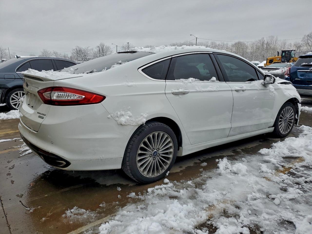 2015 Ford Fusion Titanium - Image 3