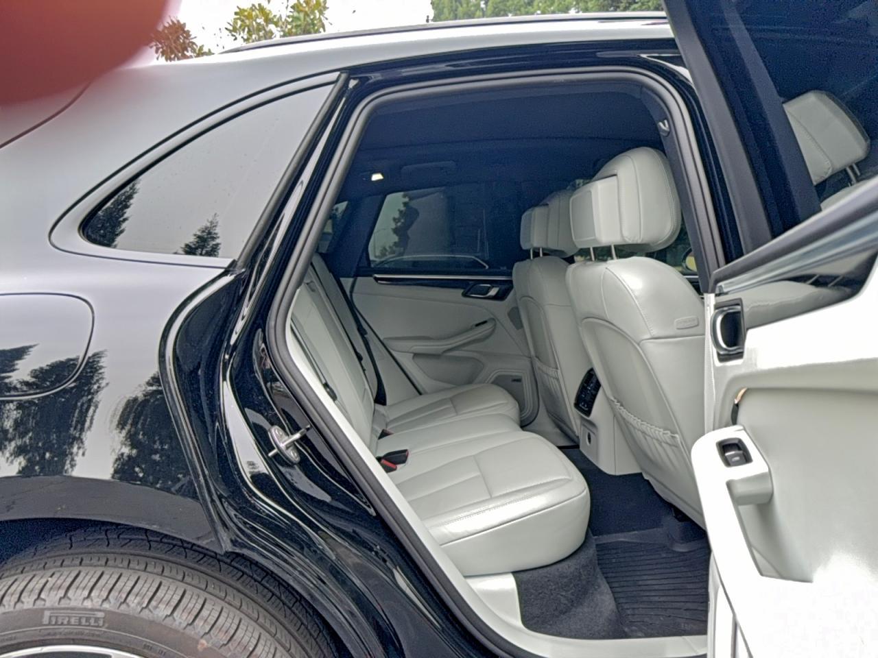 2024 Porsche Macan Base - Фото 6