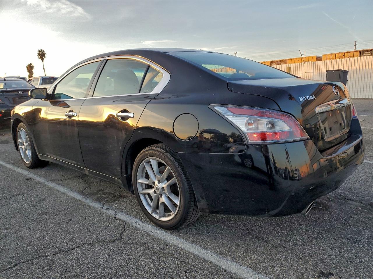 2012 Nissan Maxima S - Фото 2