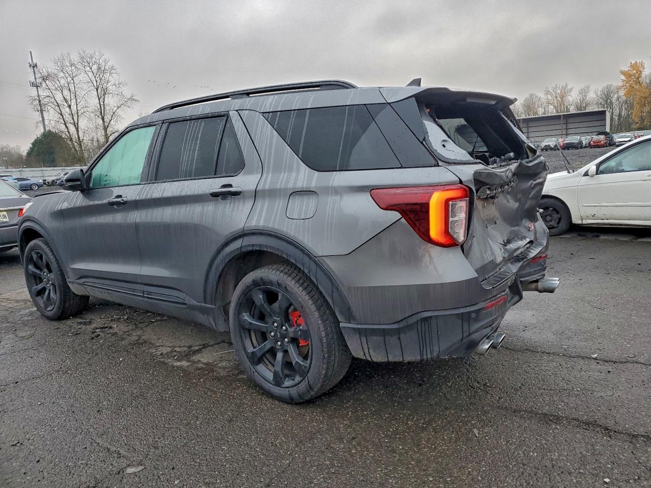 2022 Ford Explorer St - Фото 2