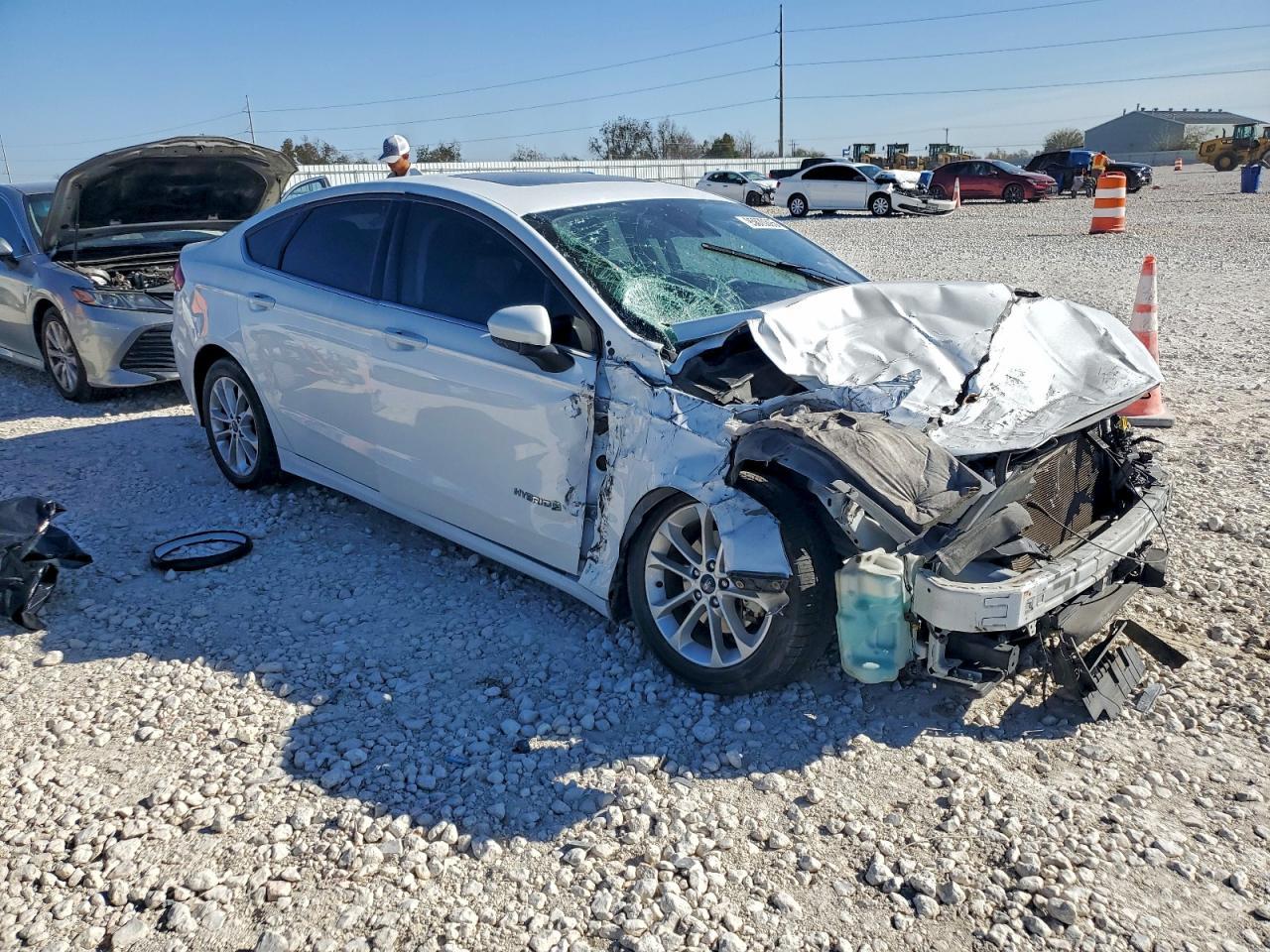 2019 Ford Fusion Se - Фото 4