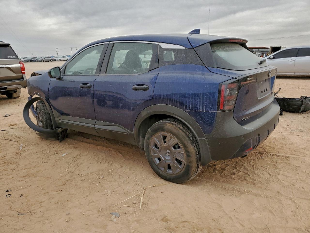 2025 Nissan Kicks S - Image 2
