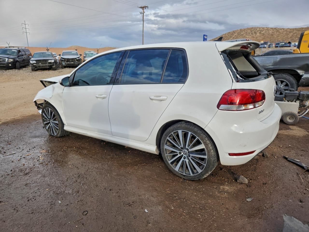 2014 Volkswagen Golf - Фото 2