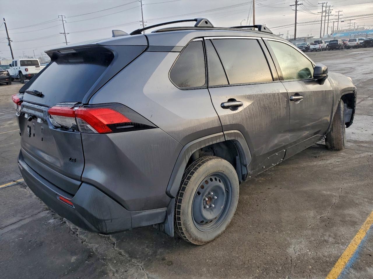2019 Toyota Rav4 Le - Image 3