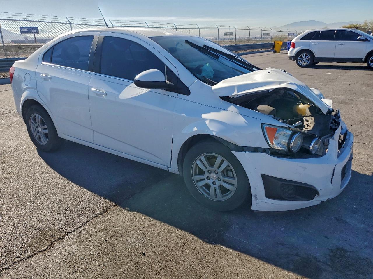 2014 Chevrolet Sonic Lt - Фото 4