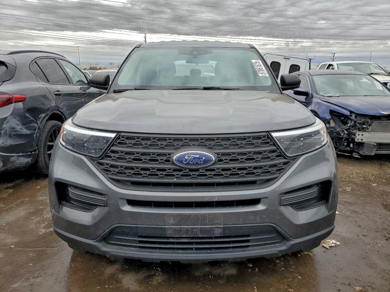 2021 Ford Explorer - Image 5