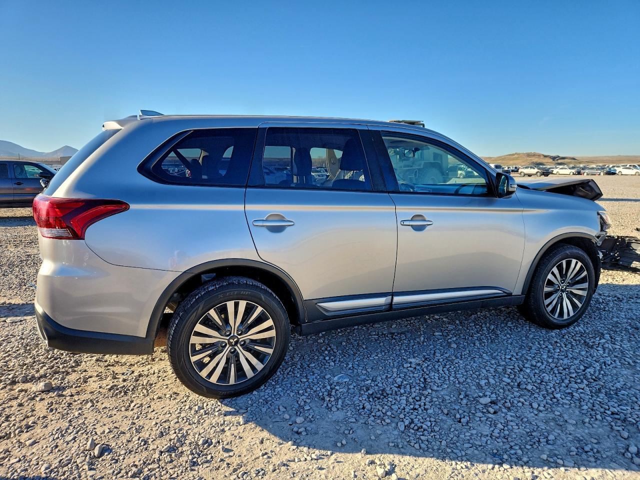 2019 Mitsubishi Outlander Se - Фото 3