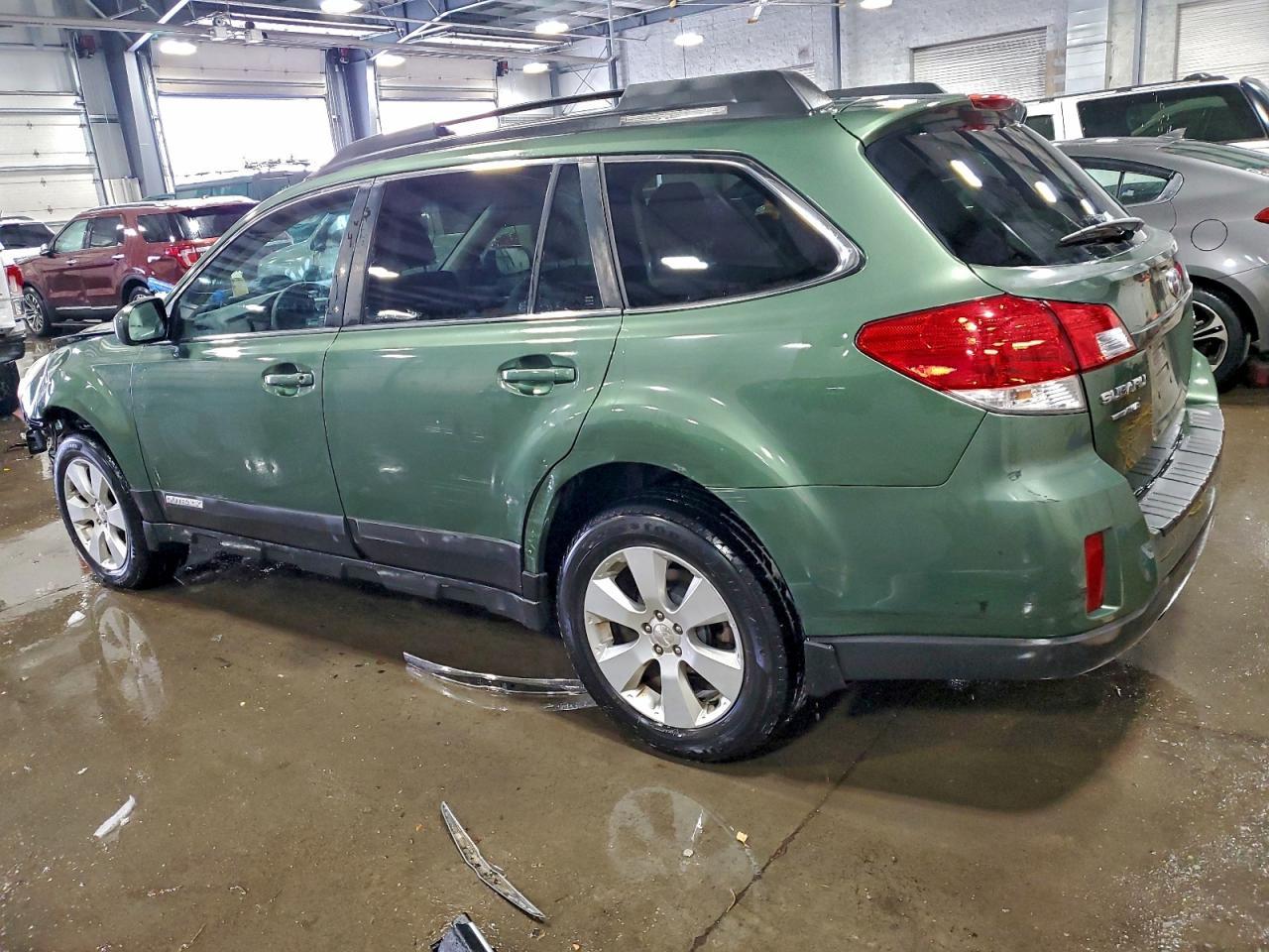 2010 Subaru Outback 2.5I Limited - Фото 2