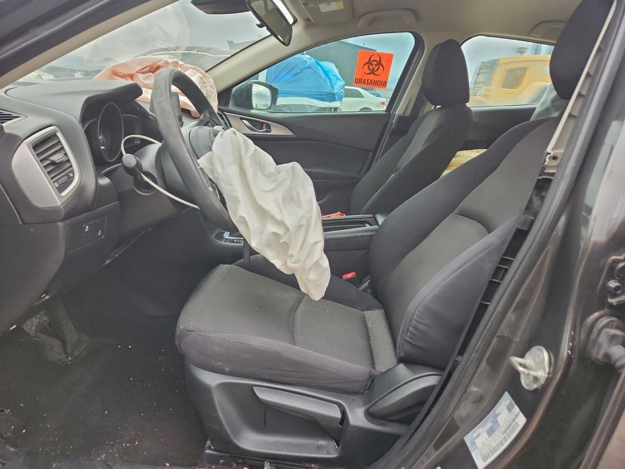 2018 Mazda 3 Sport - Image 7