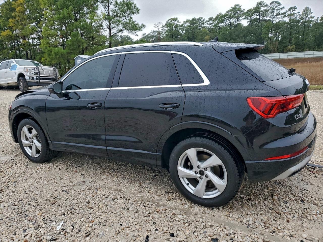2021 Audi Q3 Premium 40 - Image 2
