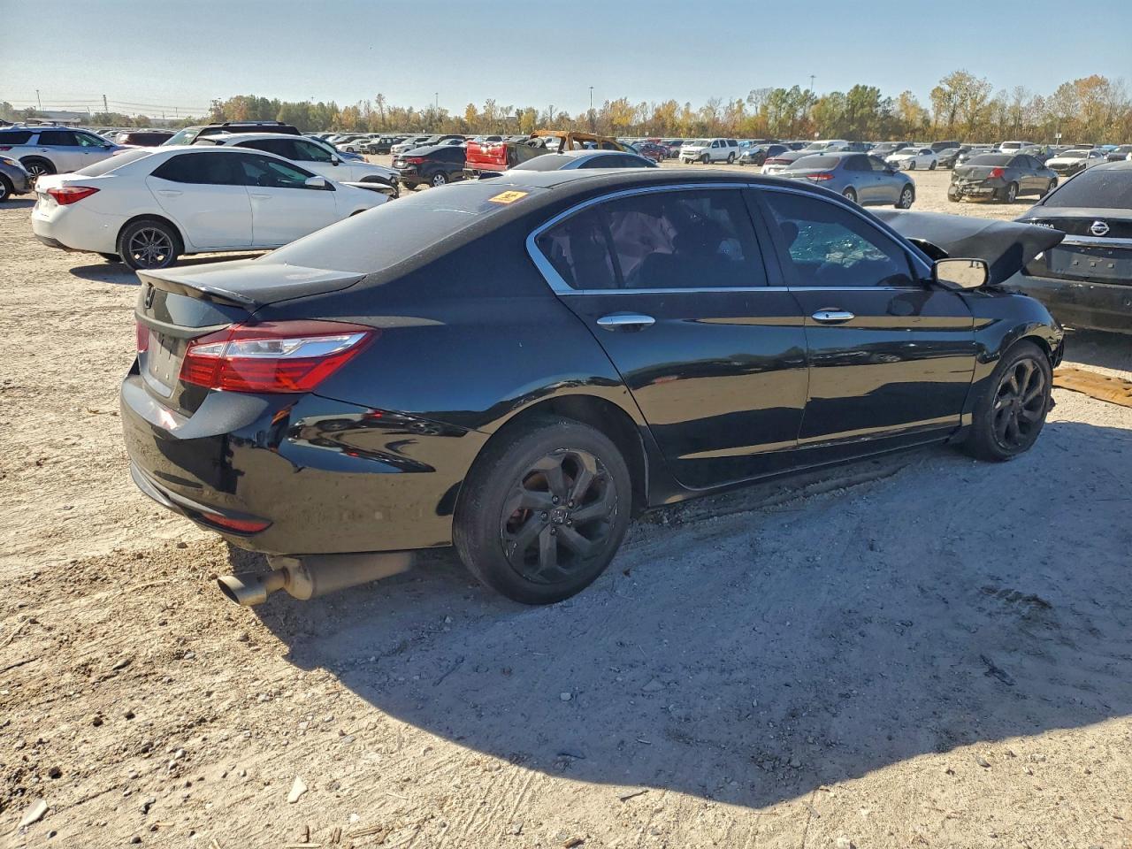 2017 Honda Accord Ex - Фото 3