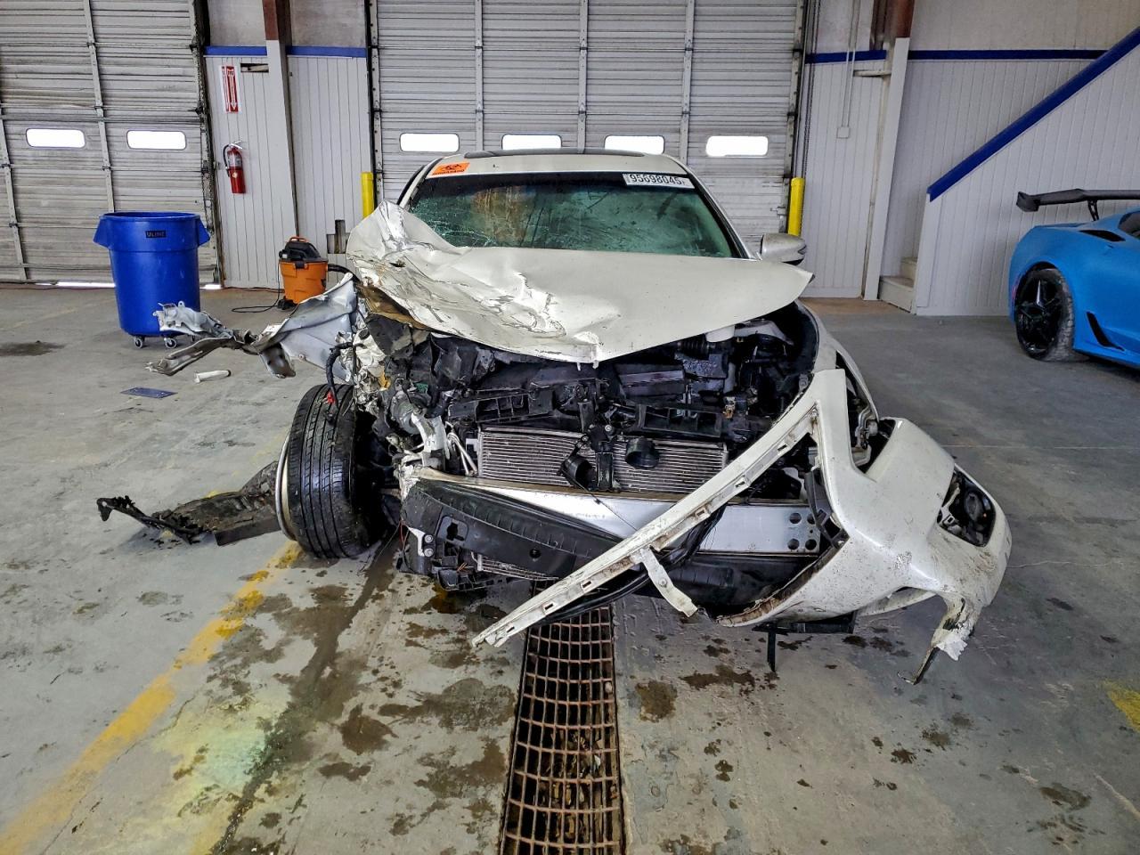 2014 Nissan Altima 2.5 - Image 5