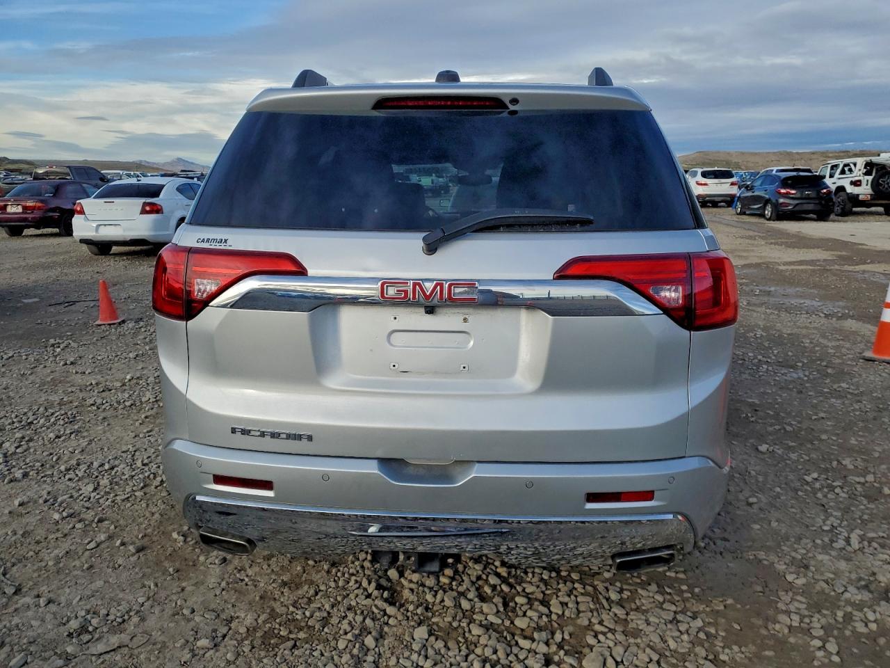 2018 GMC Acadia Denali - Фото 6