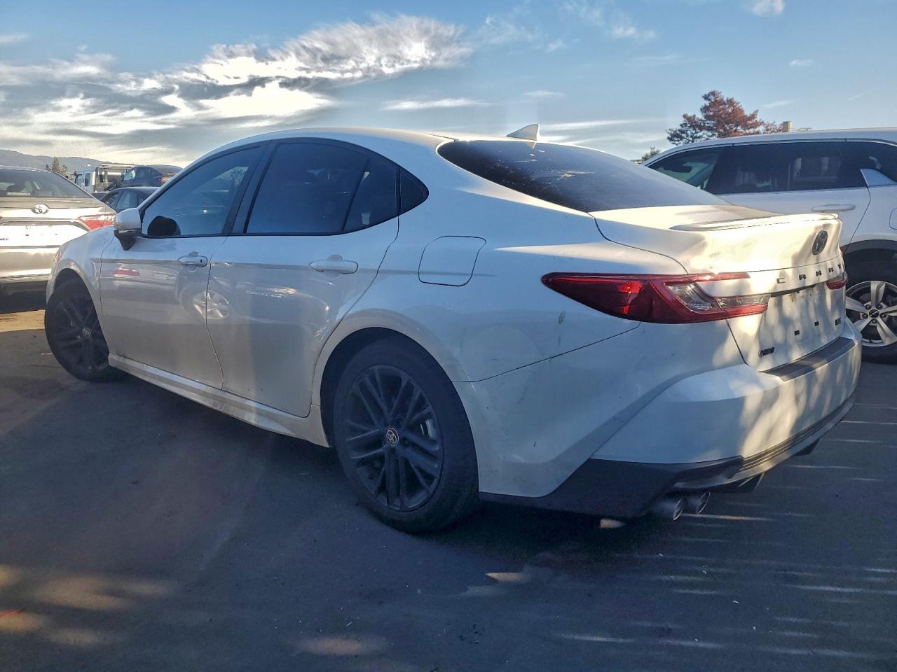 2025 Toyota Camry Xse - Фото 2