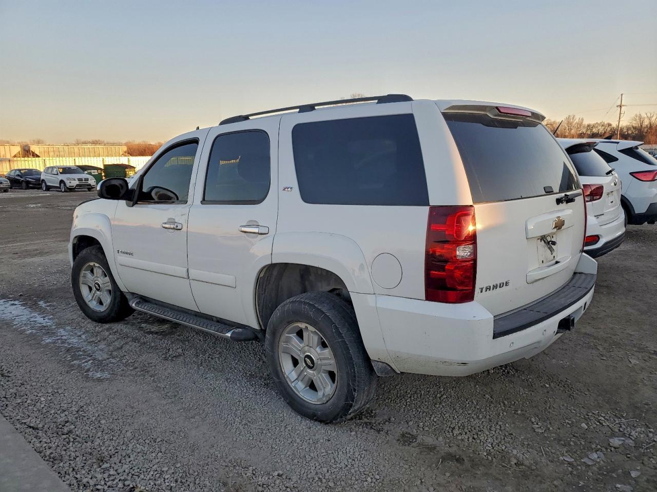 2007 Chevrolet Tahoe K1500 - Image 2