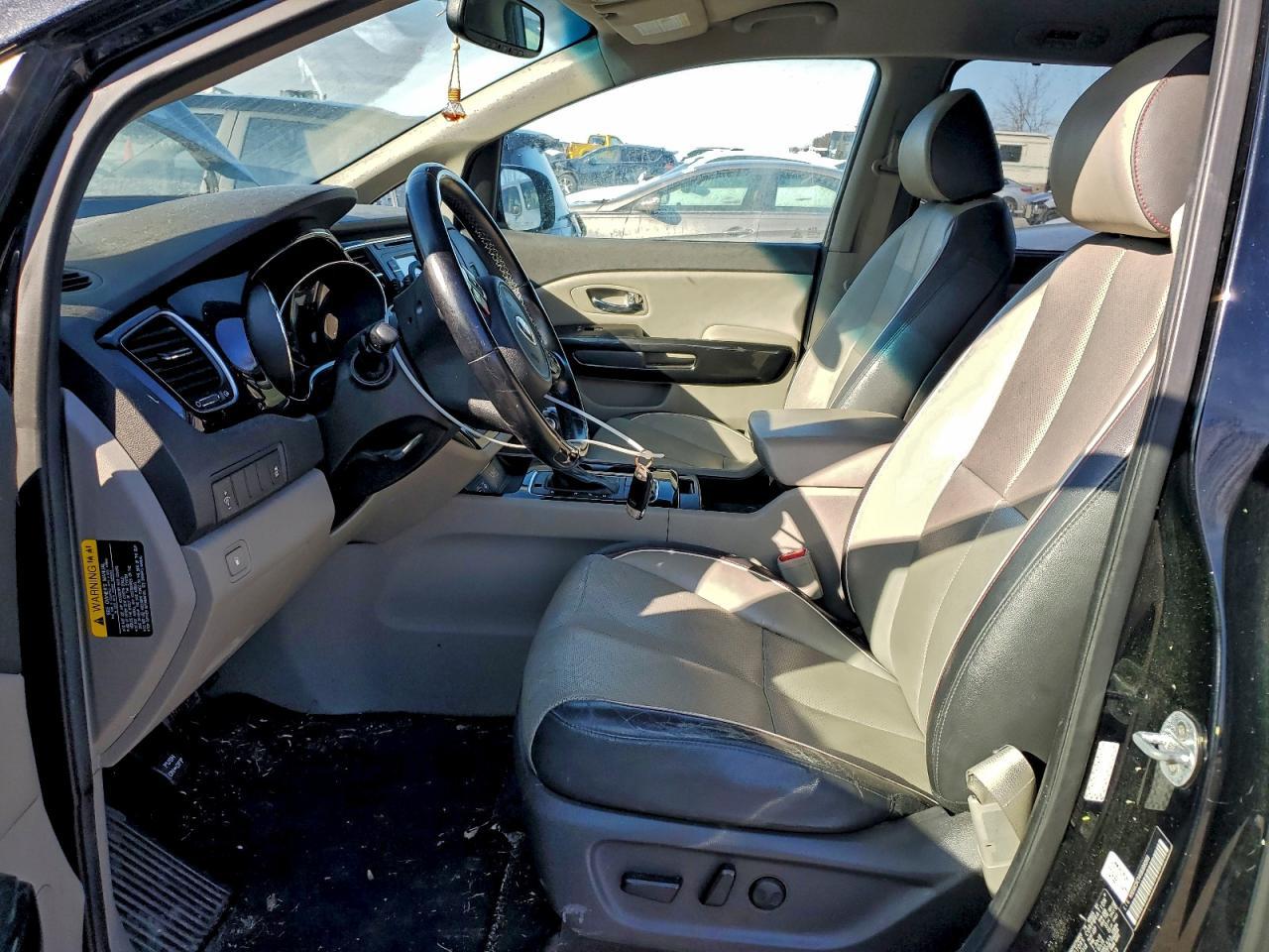 2016 Kia Sedona Ex - Image 7