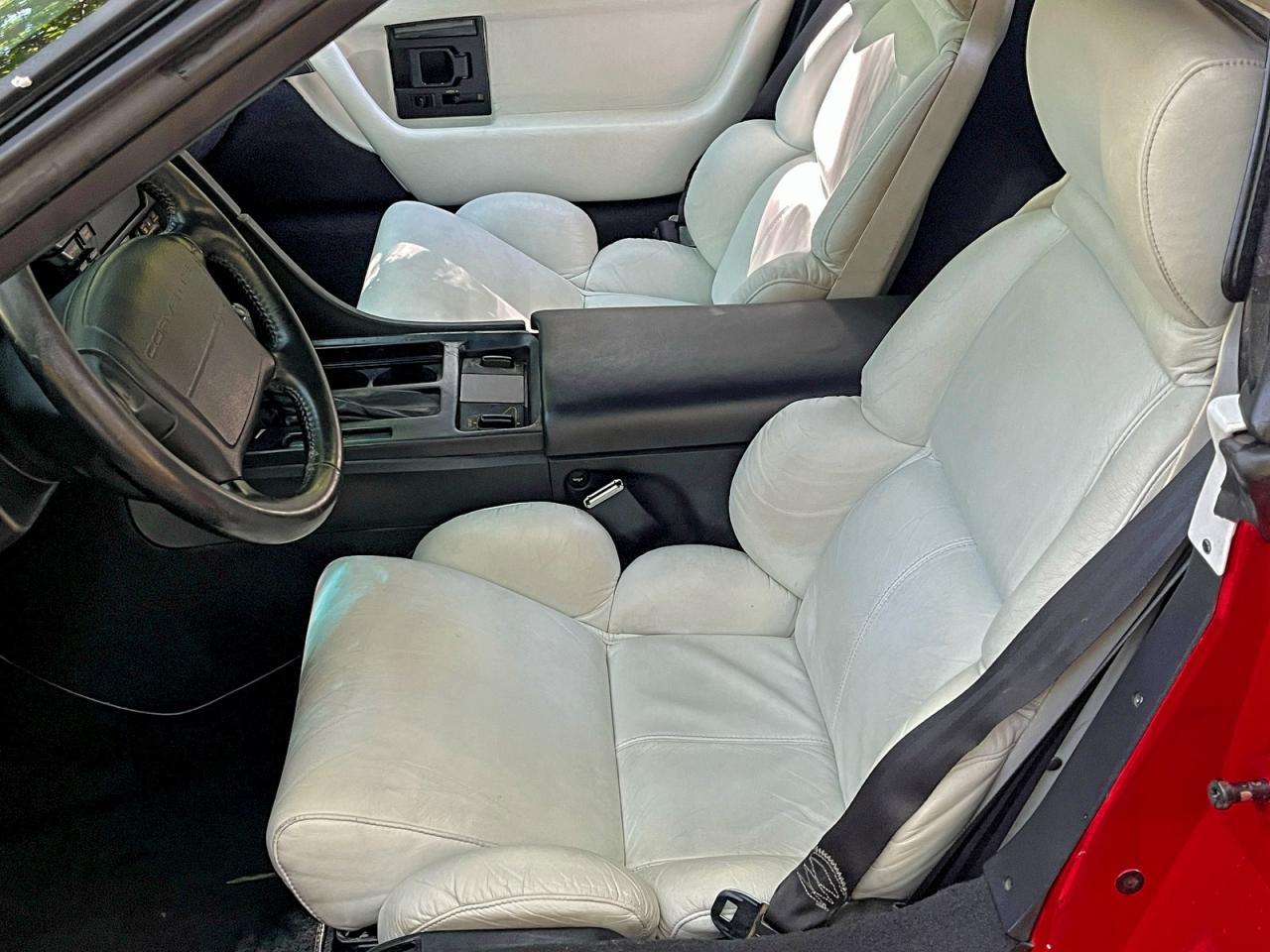 1992 Chevrolet Corvette - Фото 6