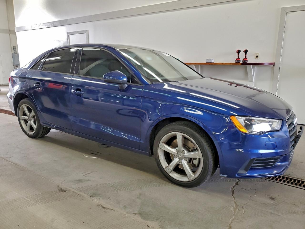 2016 Audi A3 Premium - Image 4