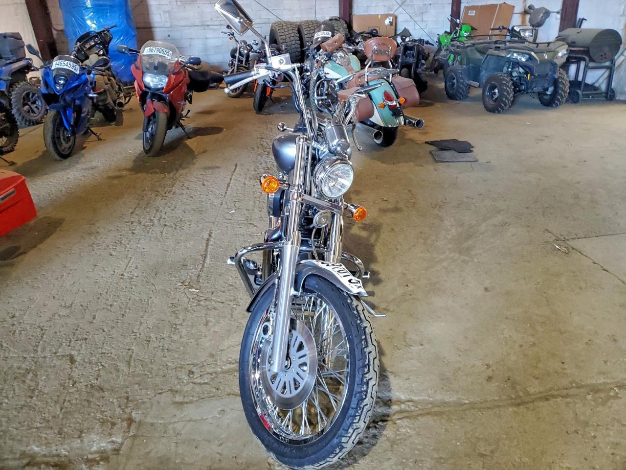 2005 Suzuki Vs1400 Glp - Фото 2