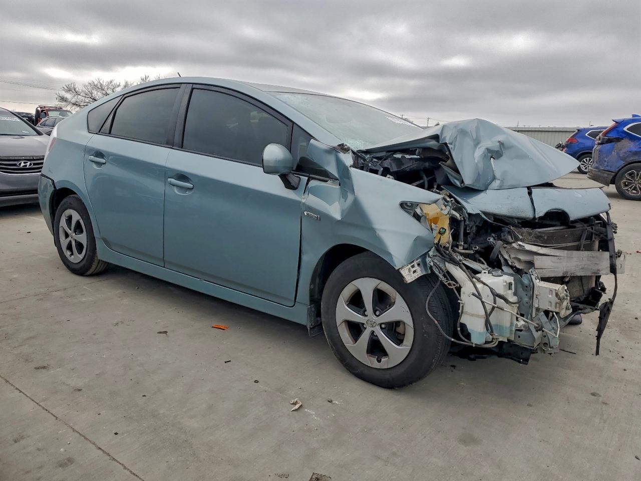 2015 Toyota Prius - Фото 4