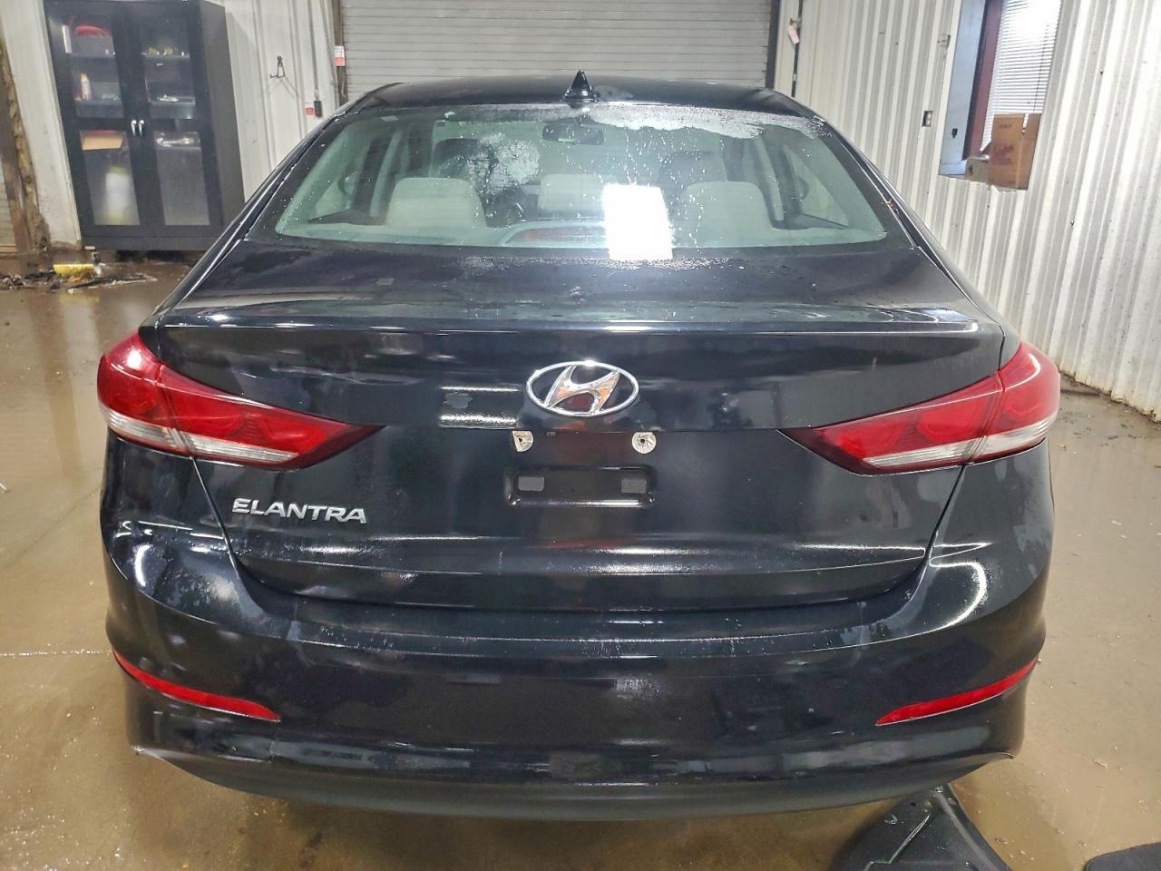 2017 Hyundai Elantra Se - Фото 6