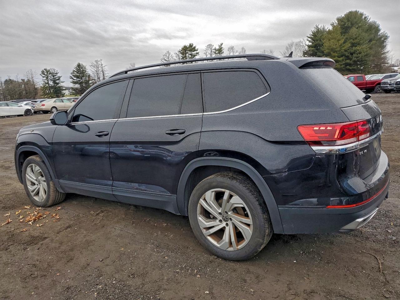 2023 Volkswagen Atlas Se - Фото 2