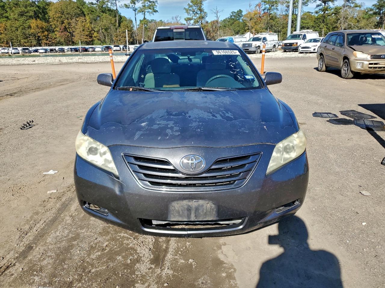 2008 Toyota Camry Le - Image 5