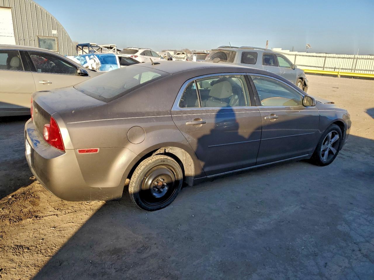 2011 Chev Malibu 1Lt - Фото 3