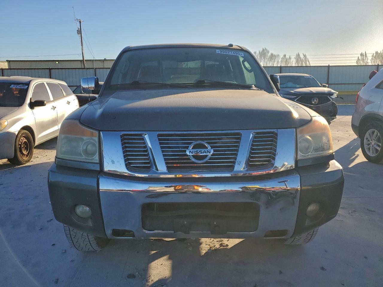 2011 Nissan Titan S - Image 5