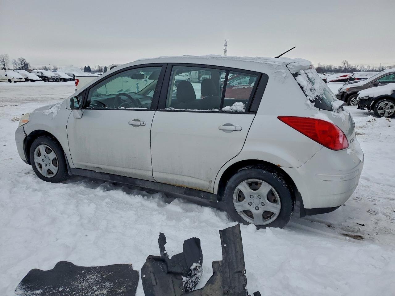 2008 Nissan Versa S - Image 2