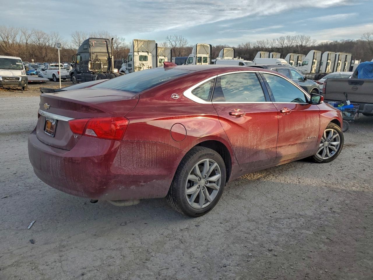 2017 Chevrolet Impala Lt - Фото 3