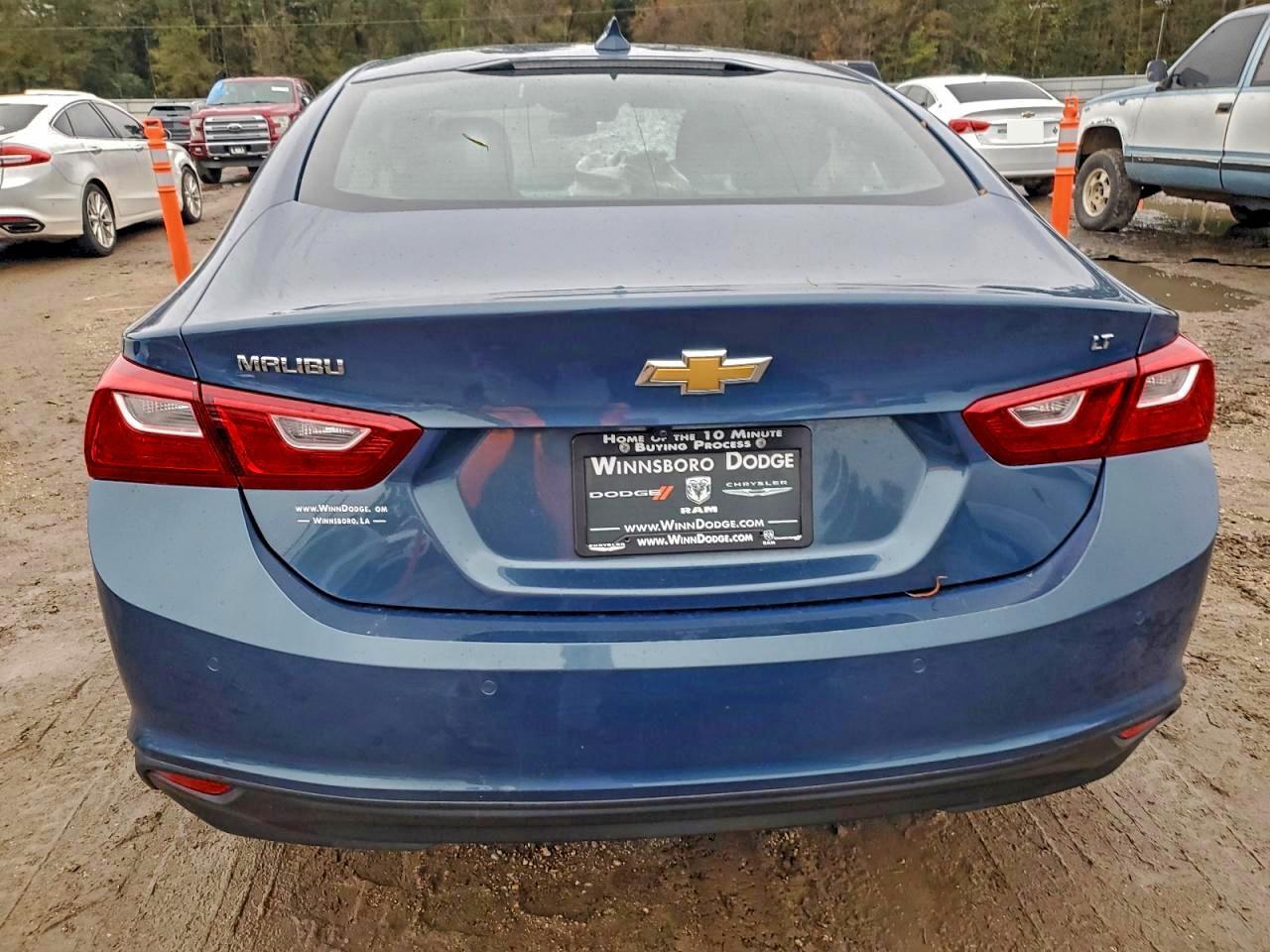 2024 Chev Malibu Lt - Фото 6