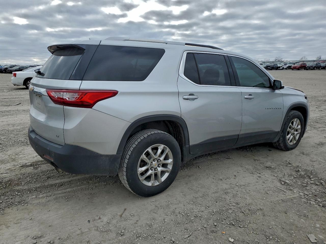 2018 Chevrolet Traverse Lt - Фото 3
