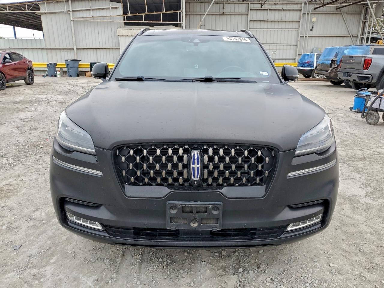 2021 Lincoln Aviator Grand Touring - Image 5