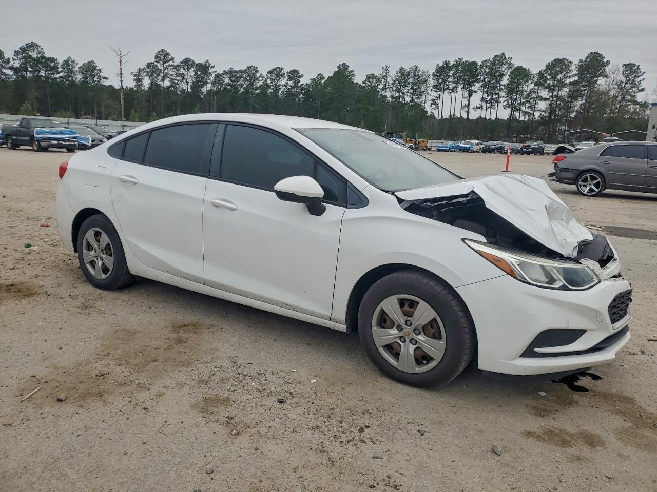 2017 Chevrolet Cruze Ls - Фото 4