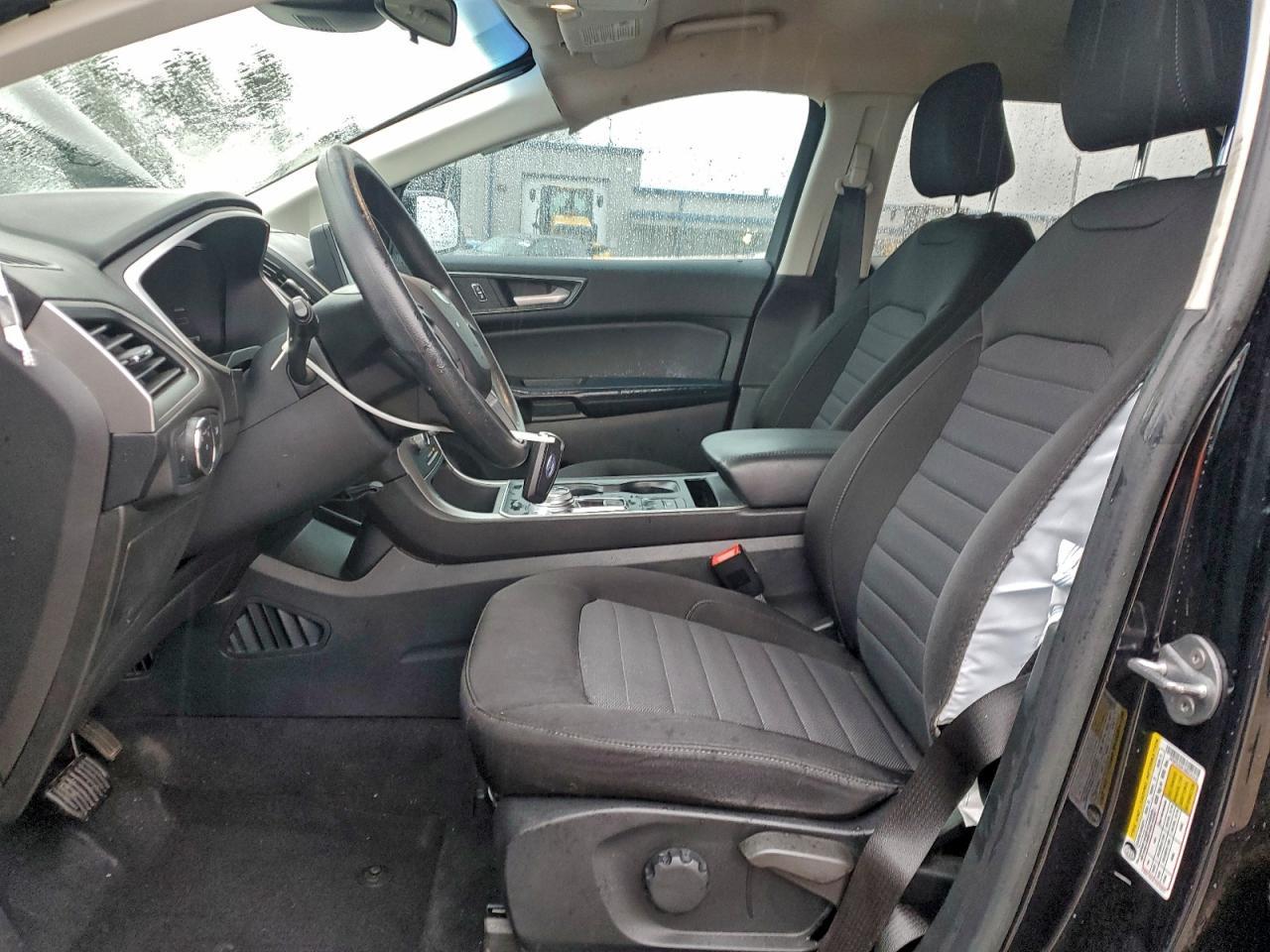 2021 Ford Edge Se - Image 7