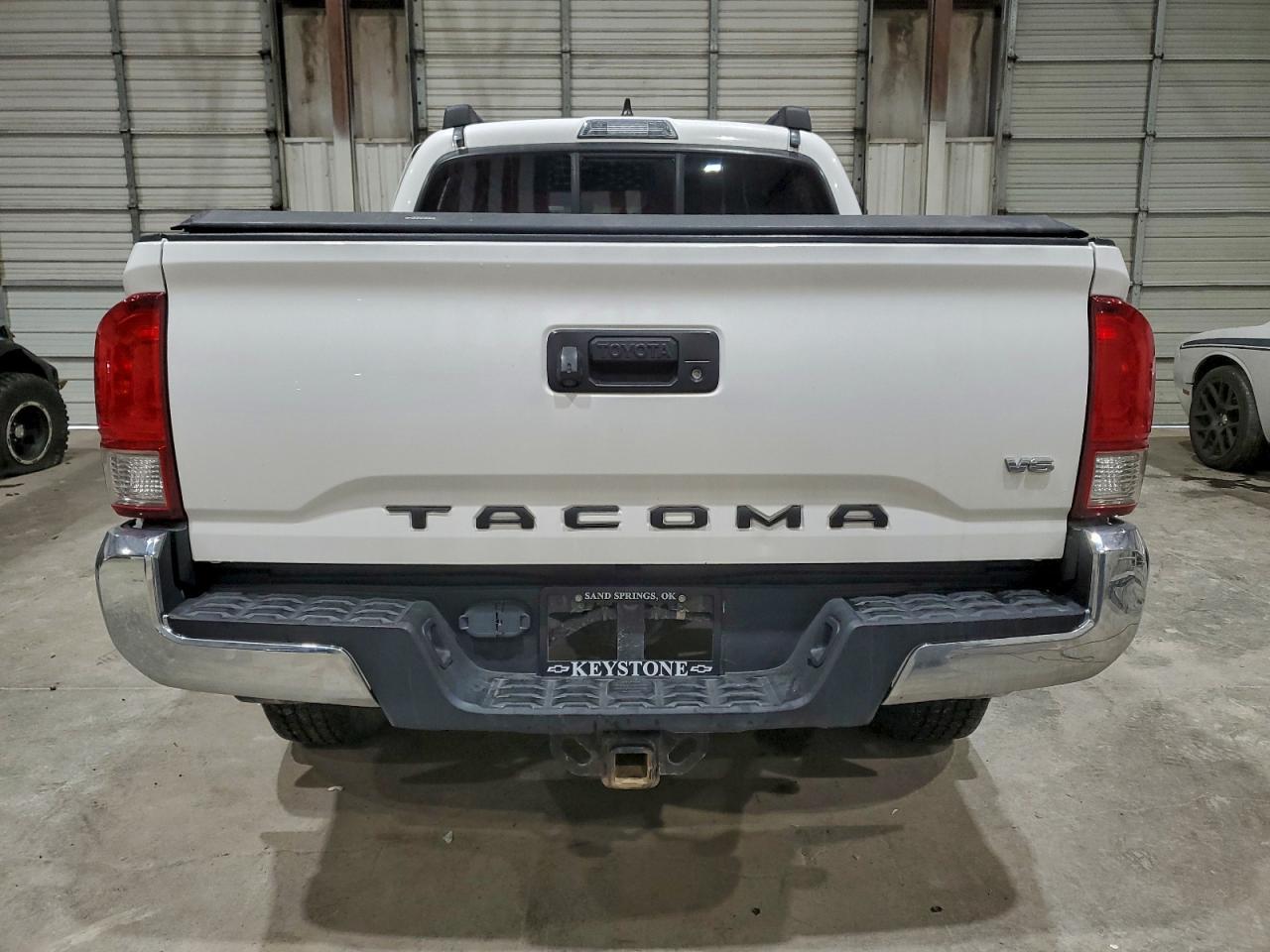 2016 Toyota Tacoma Double Cab - Фото 6