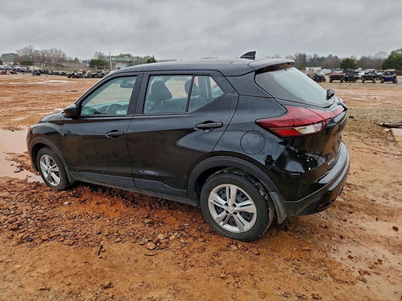 2025 Nissan Kicks Play S - Фото 2