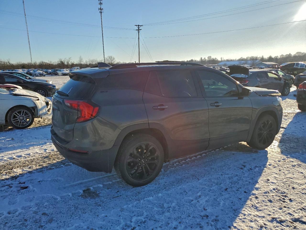 2021 GMC Terrain Slt - Фото 3