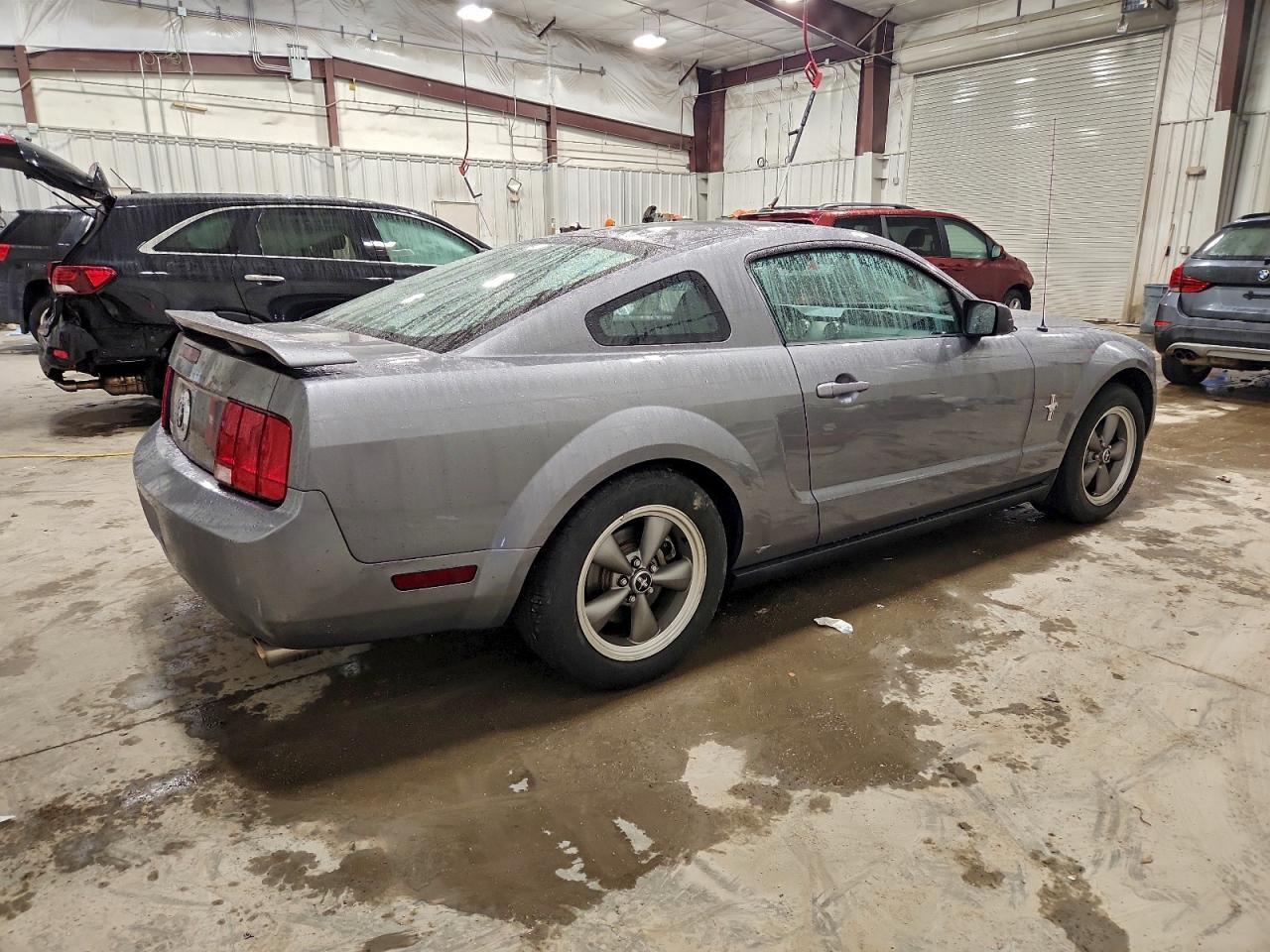 2006 Ford Mustang - Фото 3
