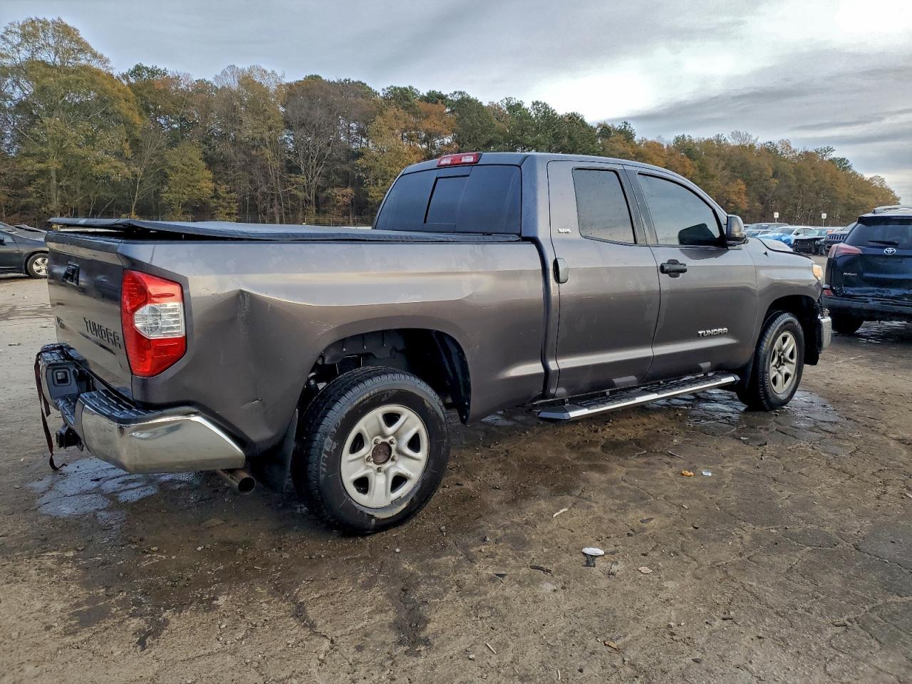 2016 Toyota Tundra Double Cab Sr - Image 3