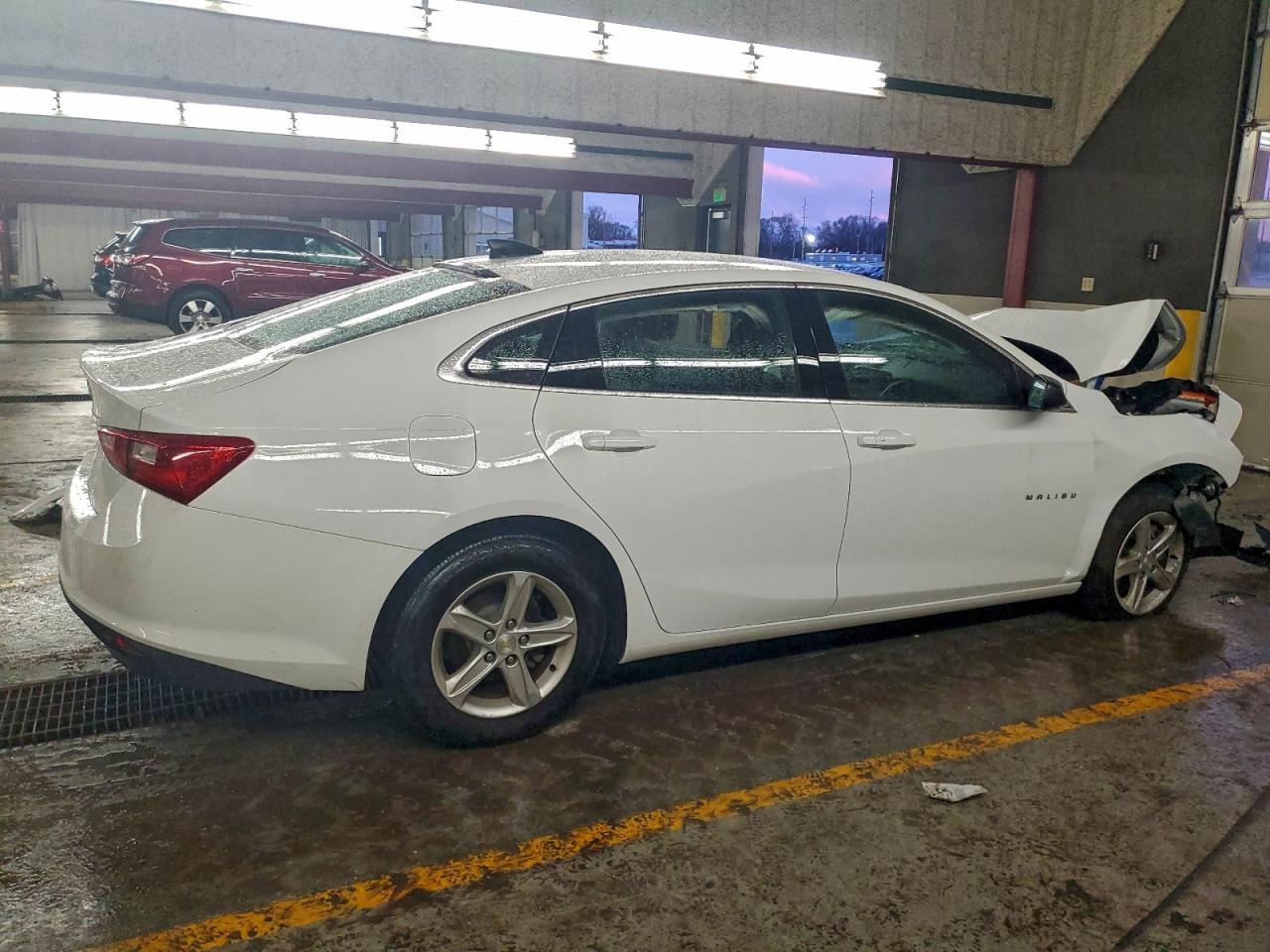 2021 Chevrolet Malibu Ls - Image 3