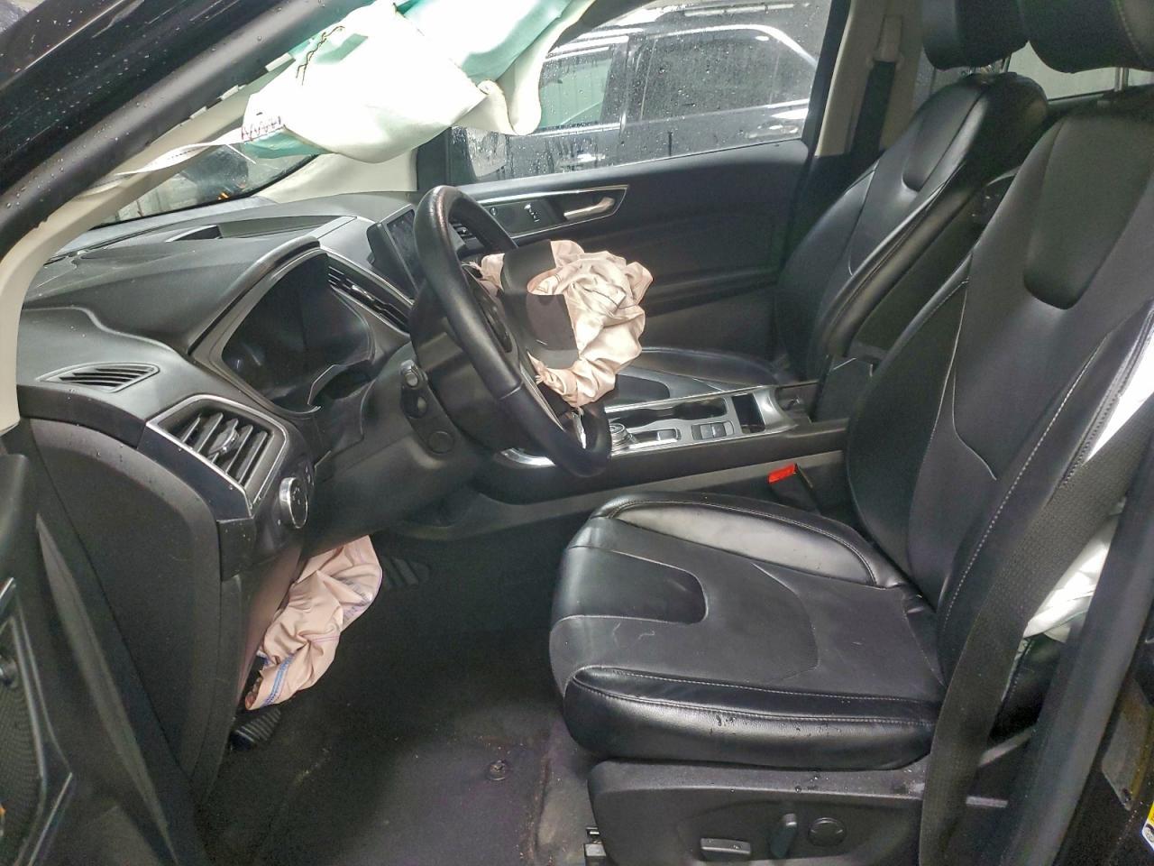 2022 Ford Edge Titanium - Фото 7