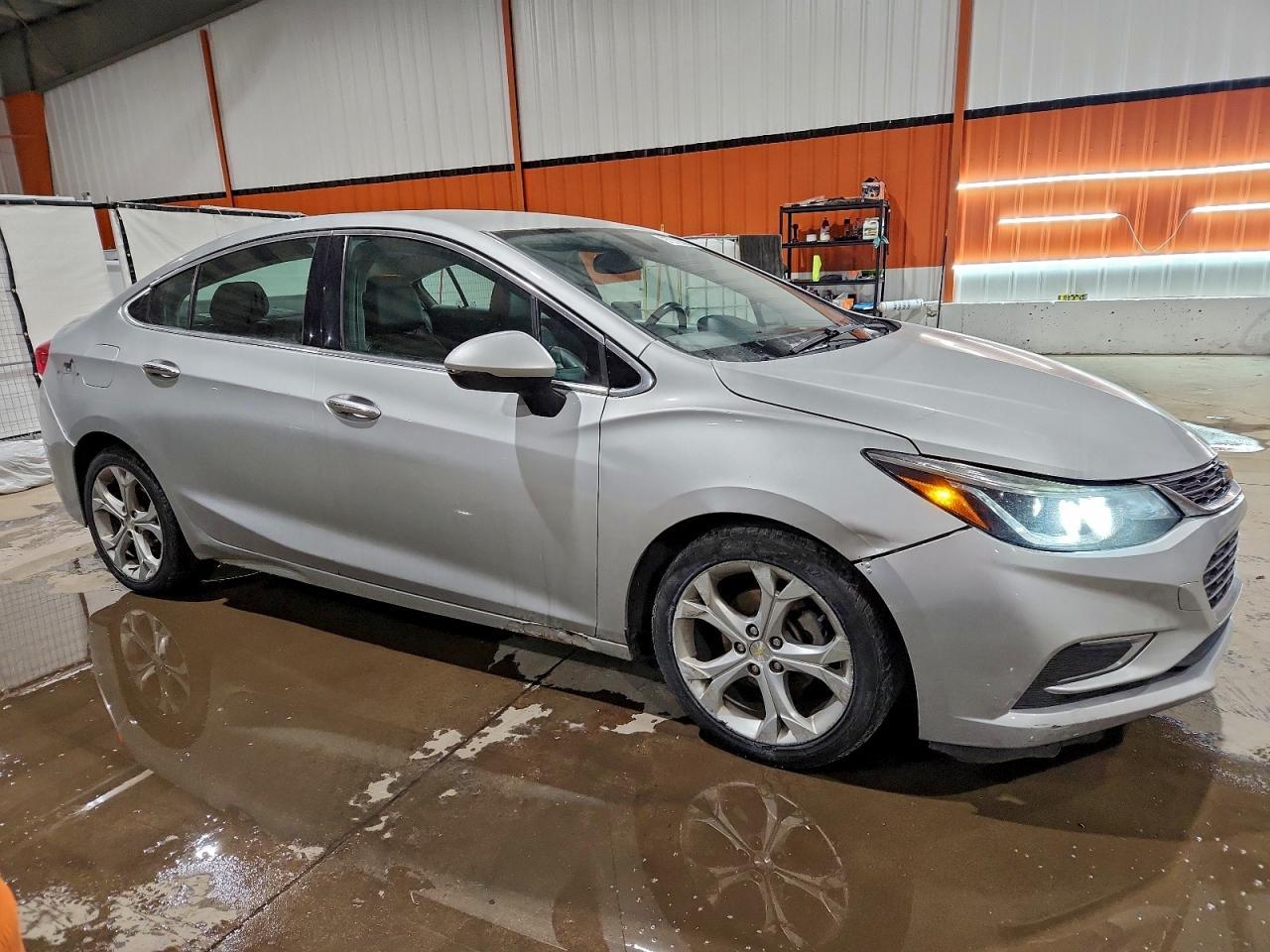2017 Chevrolet Cruze Premier - Фото 4