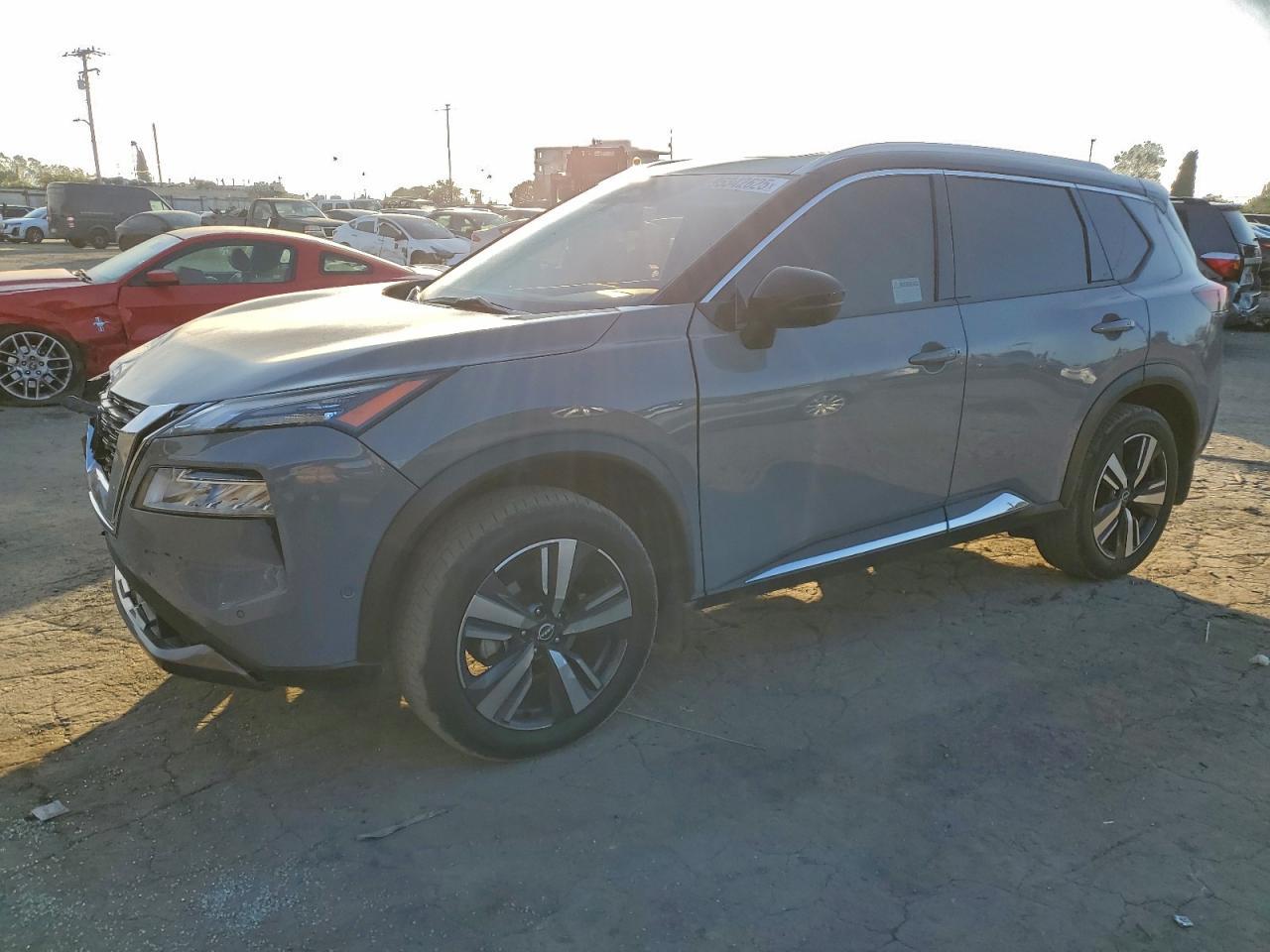 2023 Nissan Rogue Sl