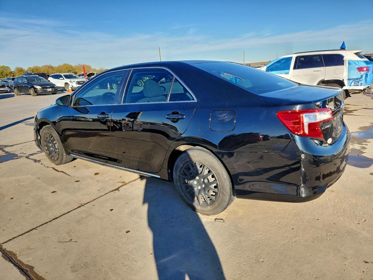 2013 Toyota Camry L - Фото 2