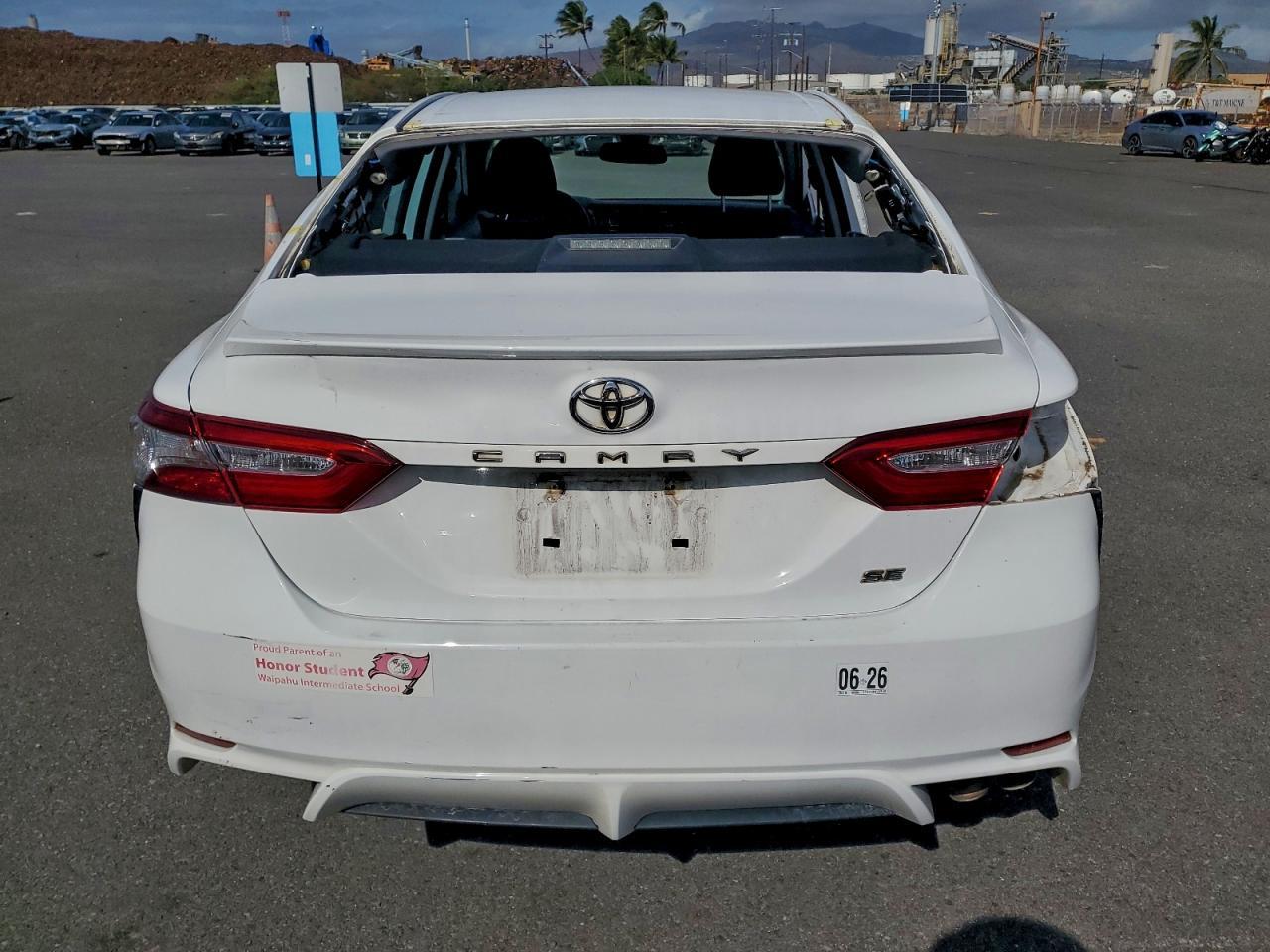 2019 Toyota Camry L - Фото 6