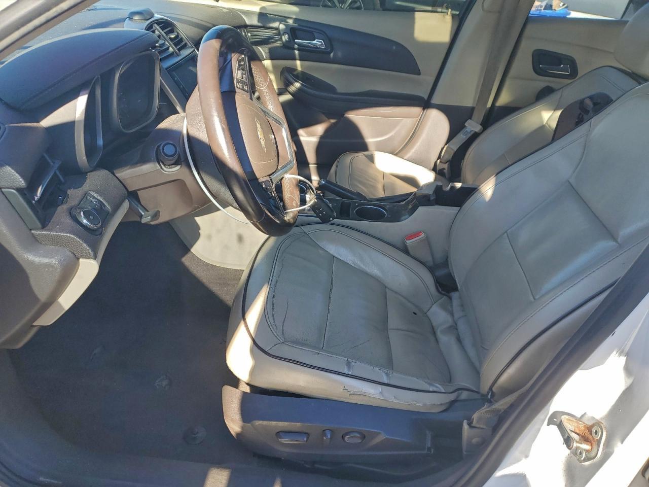 2015 Chevrolet Malibu 2Lt - Фото 7