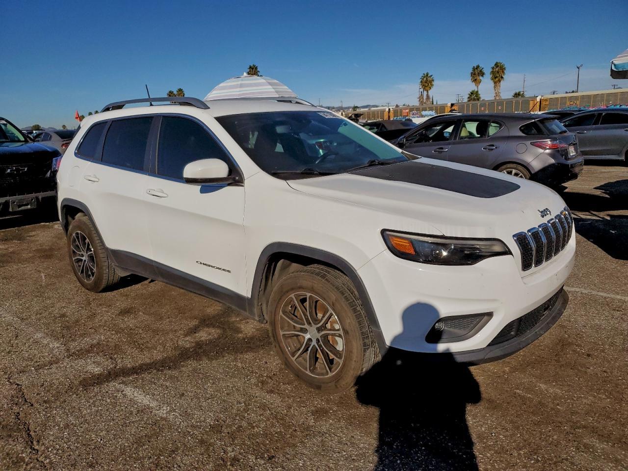 2021 Jeep Cherokee Latitude Plus - Image 4
