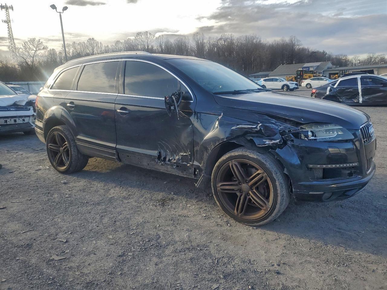 2012 Audi Q7 Premium Plus - Image 4